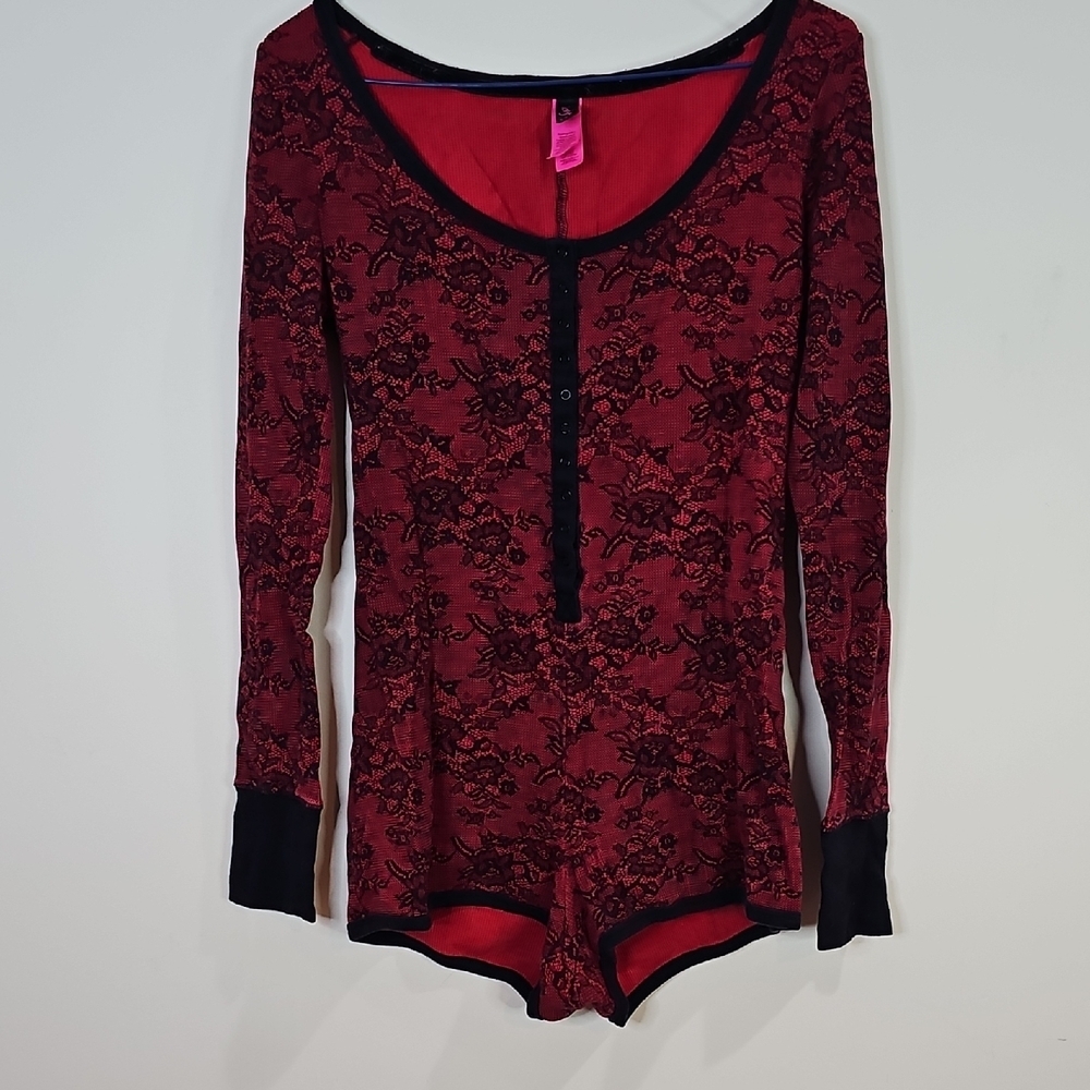 La SENZA Large Red Top